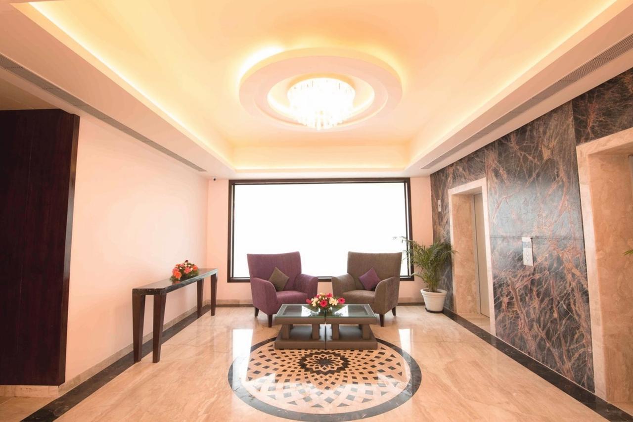 Hotel Central Park Манипала Экстерьер фото
