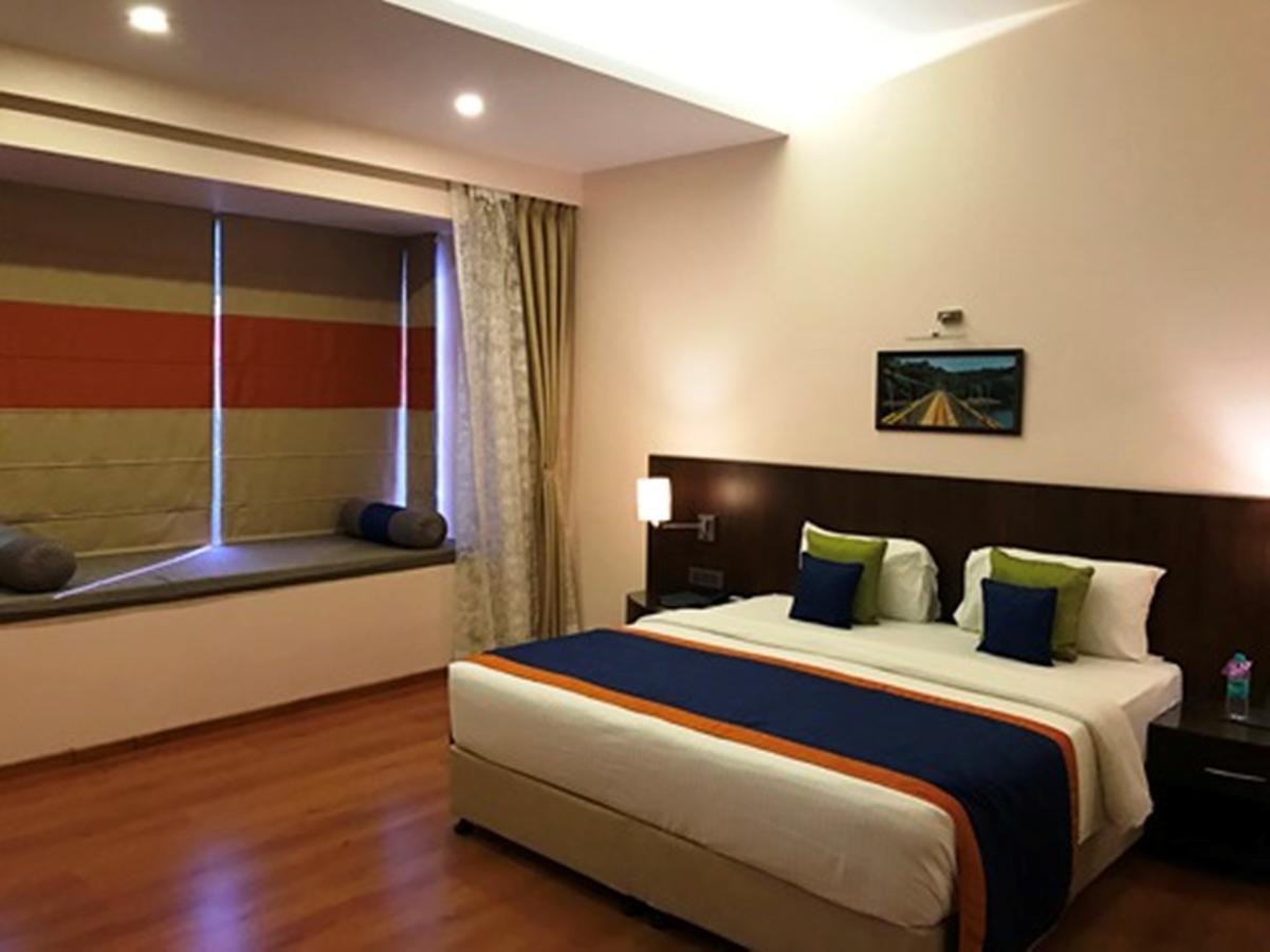 Hotel Central Park Манипала Экстерьер фото